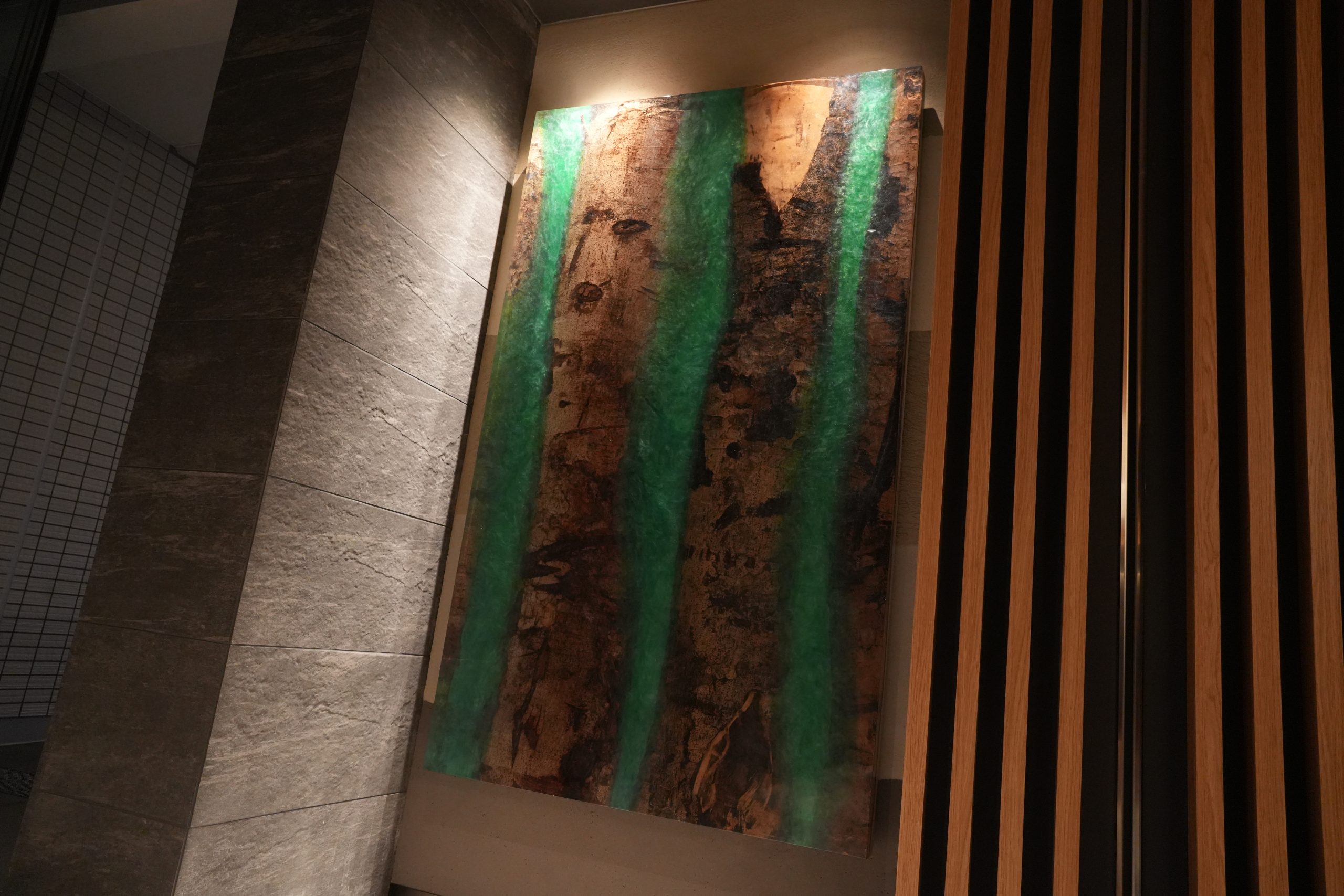 【野村不動産プラウド府中晴見町】欅壁掛けレジンアート