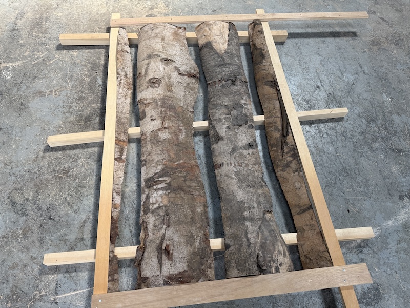 富士樹海ナラ　持ち込みレジンテーブル