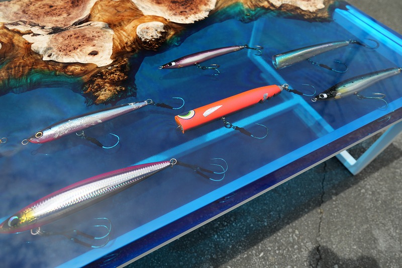 【沖縄県宮古島】コレクション（ルアー）レジンテーブル