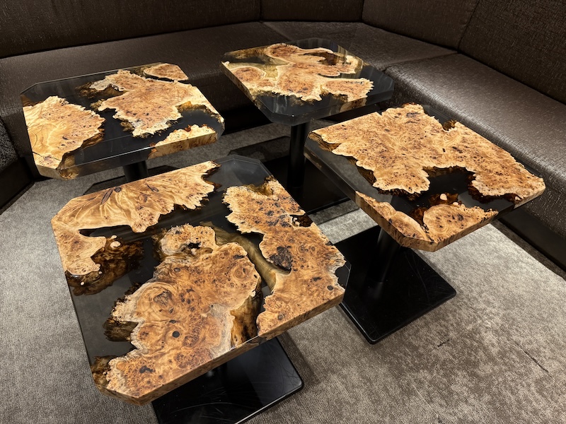 【愛知県名古屋市栄】国産ポプラ×dark IIレジンテーブル