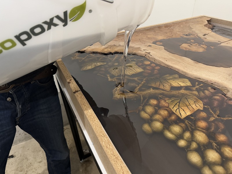 レ彫り物クラロレジンテーブル