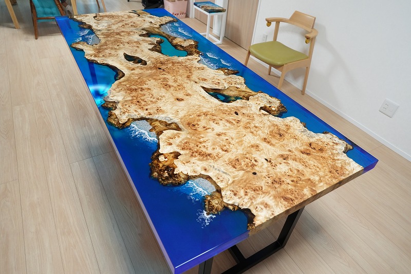 【岐阜県】ポプラ×Oceanレジンテーブル